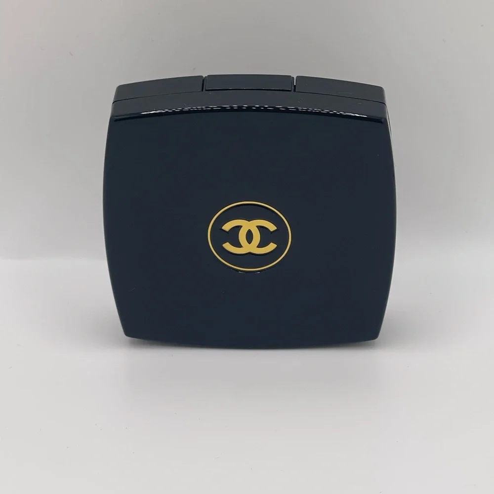 CHANEL - 397 Nuit Astrale Limited Edition Eyeshadow Palette
